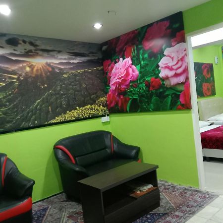 Netasha Holiday Inn And Apartment Камерън Хайлендс Екстериор снимка